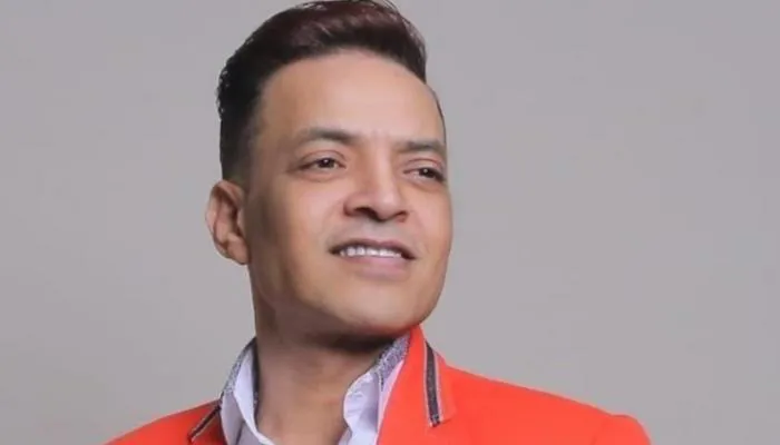 زوجة المطرب الشعبي طارق الشيخ تتهمه بالاعتداء عليها بالضرب في الهرم